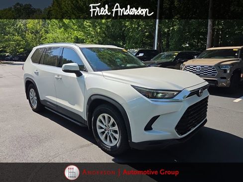 Certified 2024 Toyota Grand Highlander AWD Hybrid image 13
