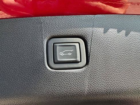 Used 2024 Chevrolet Blazer RS w/ Driver Confidence II Package AWD/4WD image 18