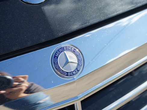 Used 2014 Mercedes-Benz S 550 Sedan image 6