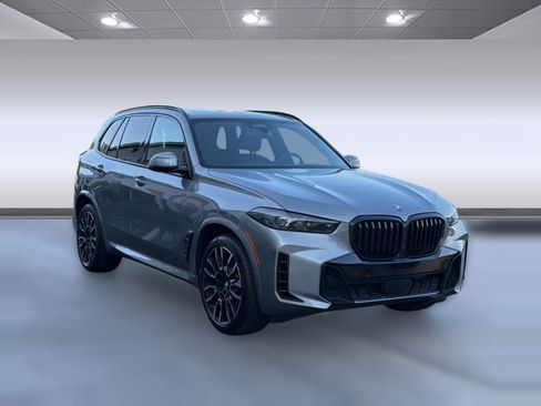 Certified 2024 BMW X5 xDrive50e w/ Executive Package AWD/4WD image 7