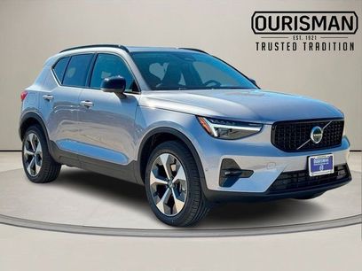 New 2026 Volvo XC40 B5 Plus w/ Protection Package Premier