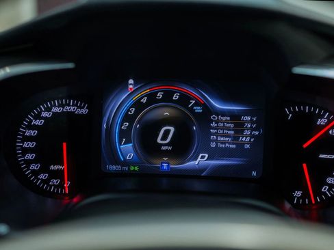 Used 2015 Chevrolet Corvette Z06 w/ 3LZ Preferred Equipment Group image 35