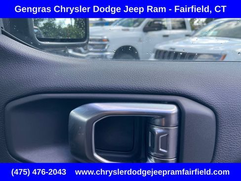 Certified 2025 Jeep Wrangler Unlimited Sahara AWD/4WD image 17