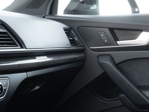 Certified 2022 Audi SQ5 Premium Plus w/ Premium Plus Package image 17