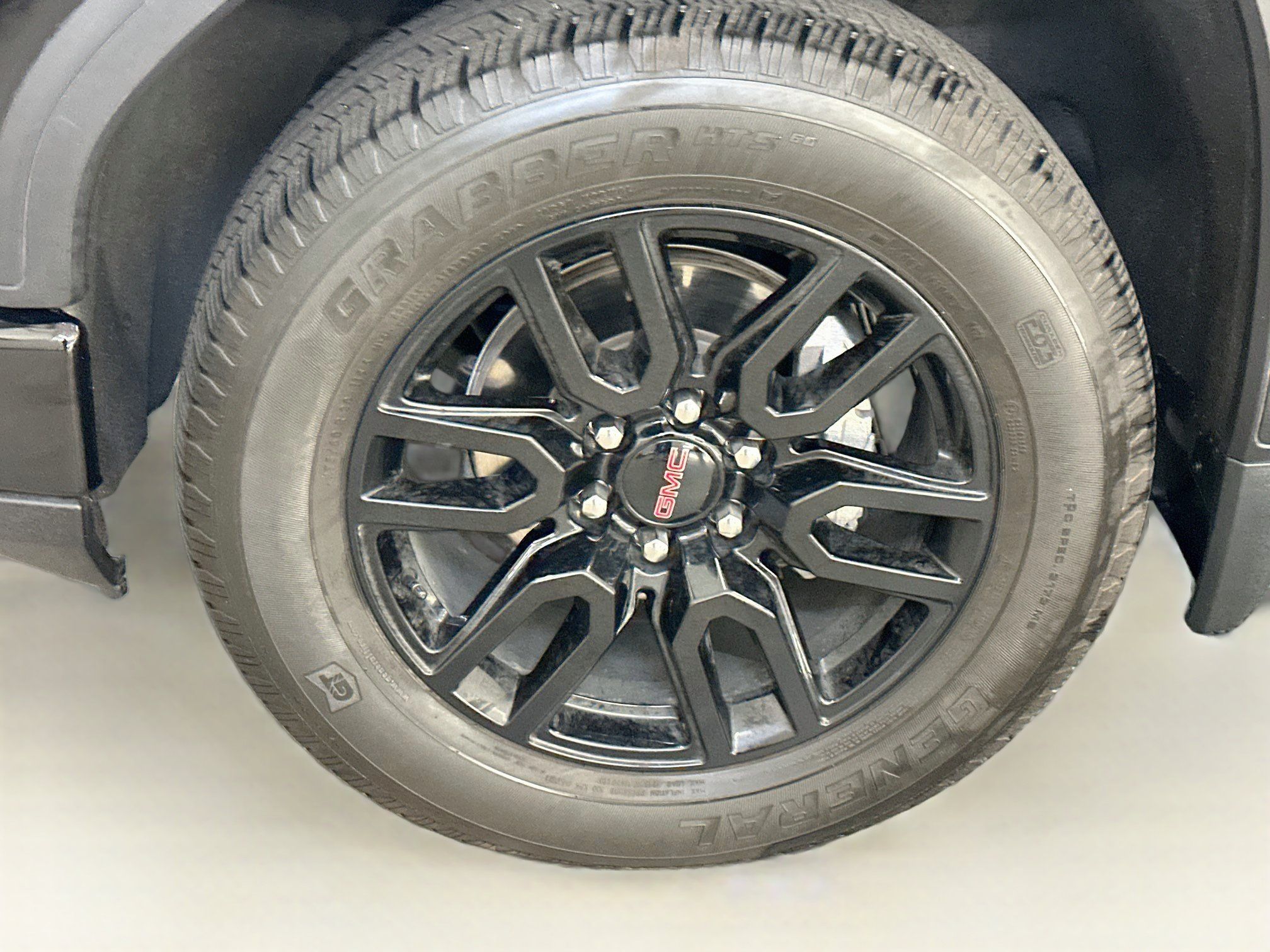 Used 2024 GMC Sierra 1500 Elevation AWD/4WD image 34