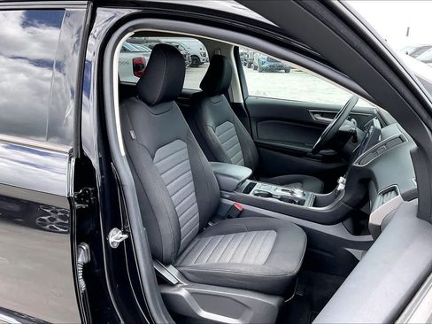 Used 2023 Ford Edge SE AWD/4WD image 13