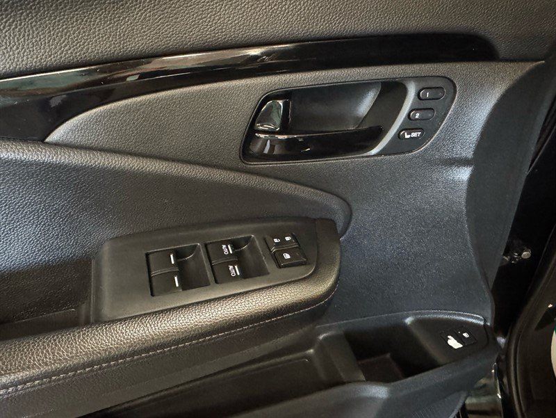 Used 2023 Honda Passport Elite image 13