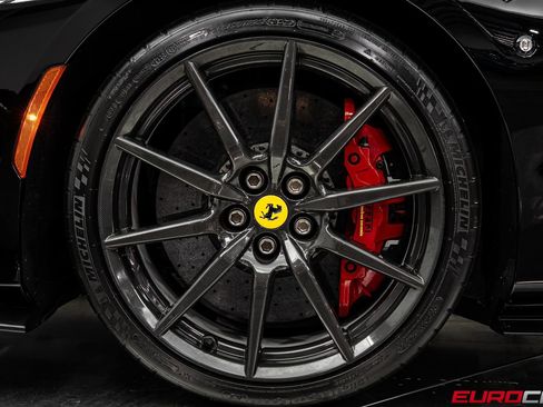 Used 2022 Ferrari F8 Tributo RWD image 24