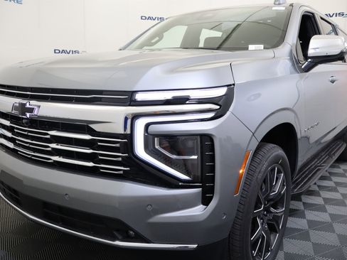New 2025 Chevrolet Suburban Premier w/ LPO, Illumination Package image 11