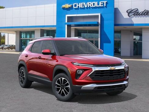 New 2026 Chevrolet TrailBlazer LT w/ LT Cold Weather Package FWD image 33