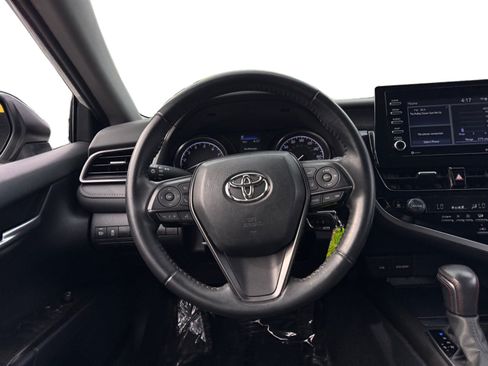 Used 2023 Toyota Camry SE FWD image 12