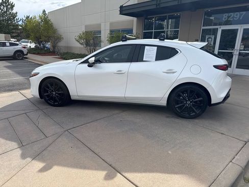 Used 2020 MAZDA MAZDA3 AWD Hatchback w/ Premium Pkg image 9