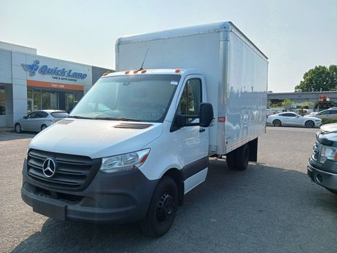 Used 2022 Mercedes-Benz Sprinter 3500 image 1