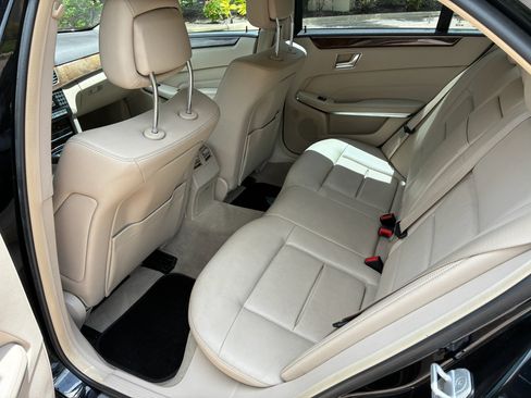 Used 2014 Mercedes-Benz E 350 Sedan image 8