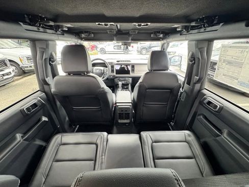 New 2026 Ford Bronco Outer Banks w/ Sasquatch Package AWD/4WD image 34
