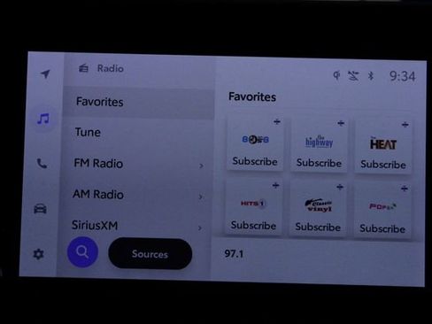 Used 2023 Toyota Highlander XLE image 34