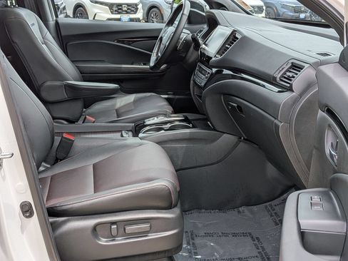 Certified 2023 Honda Ridgeline Black Edition image 30