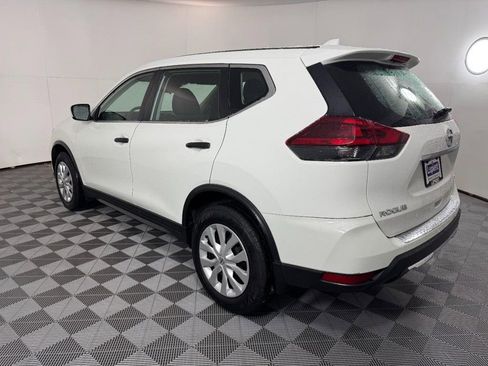 Used 2020 Nissan Rogue S image 6