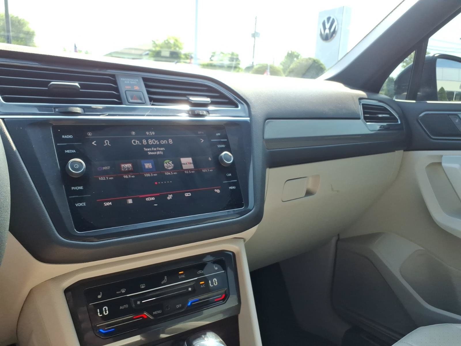Certified 2023 Volkswagen Tiguan SE R-Line FWD image 26