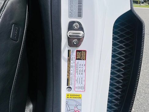 Used 2011 Audi R8 V10 AWD/4WD image 12