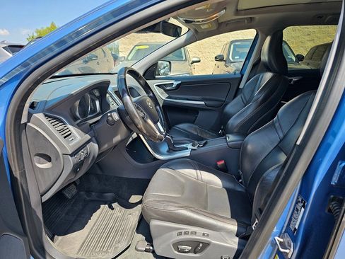 Used 2017 Volvo XC60 T6 Dynamic w/ Advanced Package AWD/4WD image 15