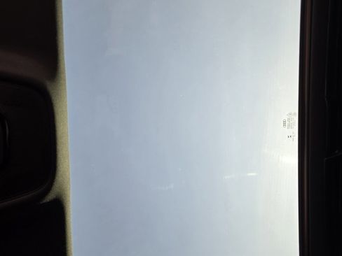 Used 2021 Audi A4 2.0T Premium w/ Convenience Package image 28