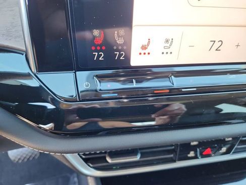 New 2026 Volkswagen Atlas SE image 15