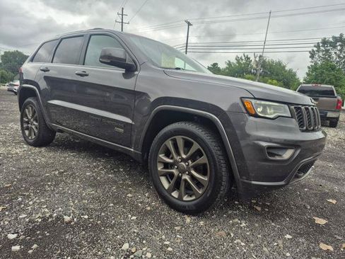 Used 2016 Jeep Grand Cherokee Limited 75th Anniversary AWD/4WD image 3