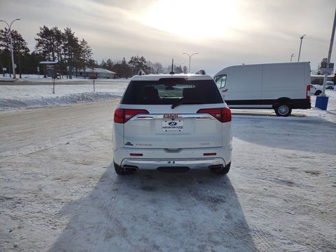 Used 2019 GMC Acadia Denali w/ Technology Package image 4