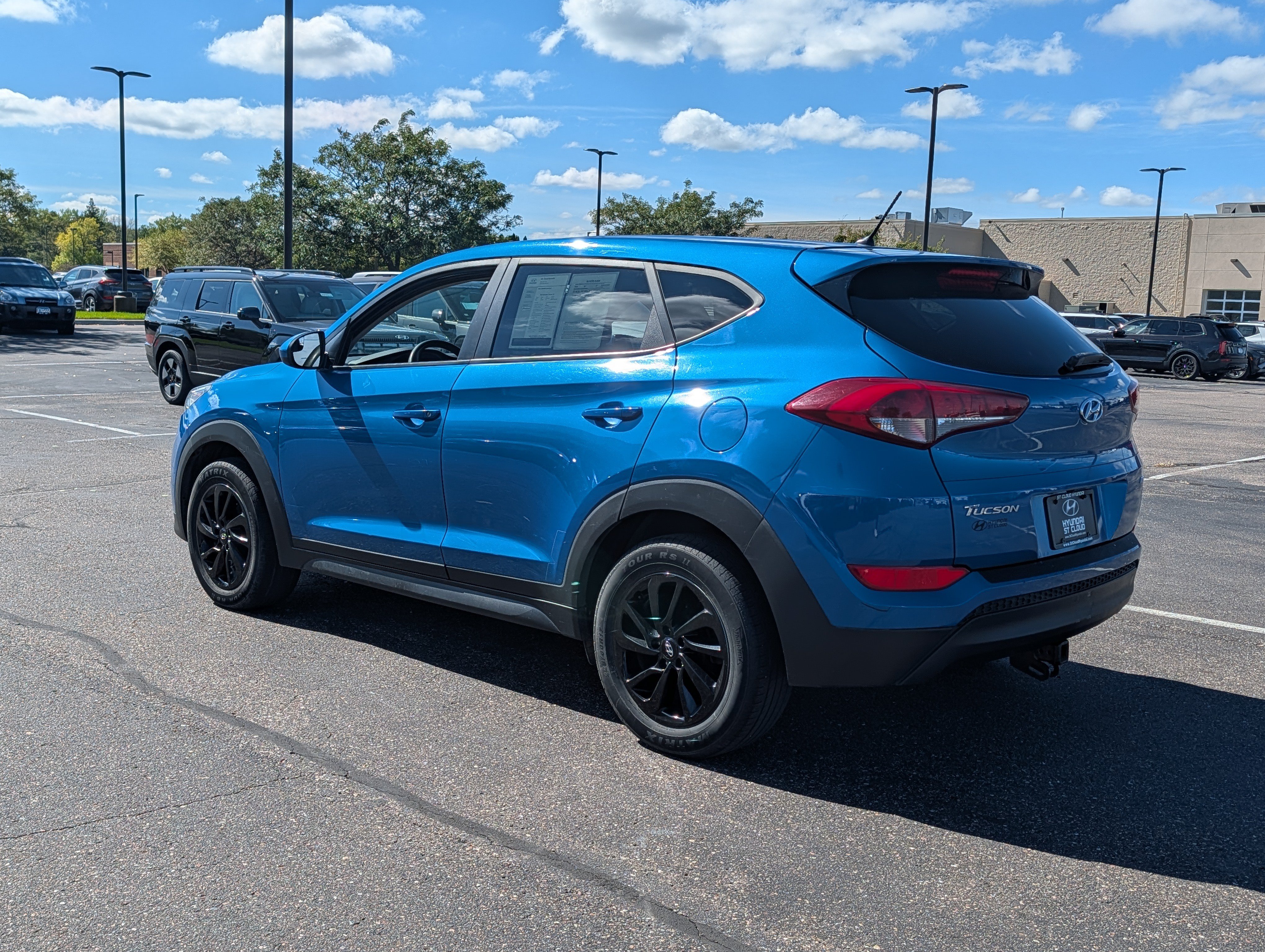 Used 2018 Hyundai Tucson SE AWD/4WD image 3