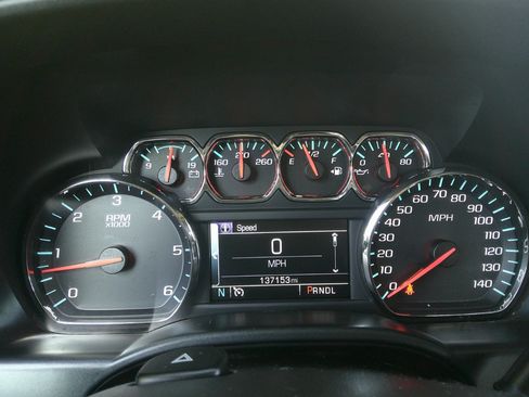 Used 2018 Chevrolet Silverado 1500 LT image 29