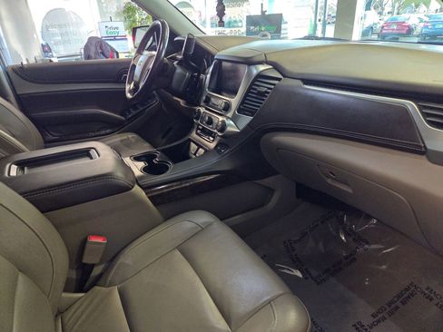Used 2019 Chevrolet Tahoe LT w/ Luxury Package image 57