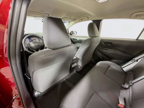 Certified 2025 Toyota Corolla LE w/ Convenience Package image 10