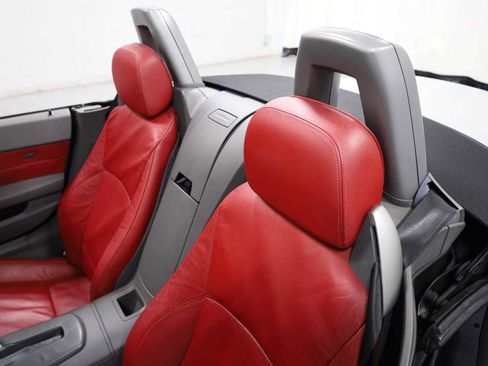 Used 2003 BMW Z4 2.5i image 18
