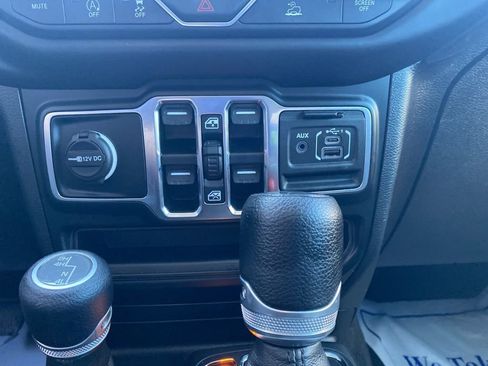 Certified 2022 Jeep Wrangler Unlimited Sport image 24