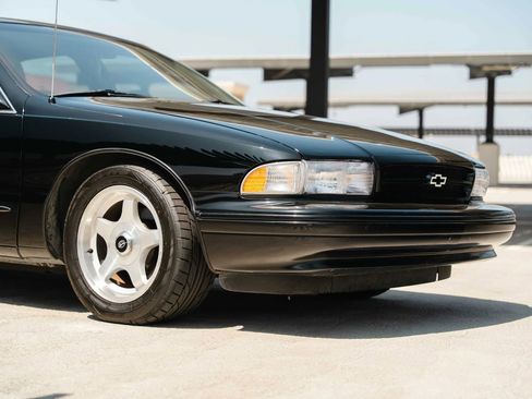Used 1996 Chevrolet Impala SS image 11