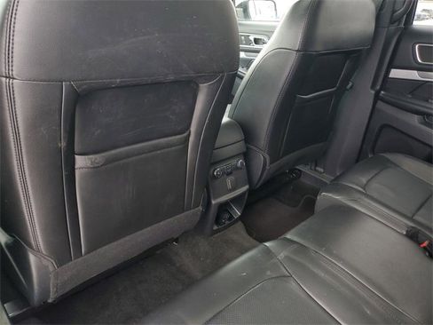 Used 2018 Ford Explorer Sport image 11