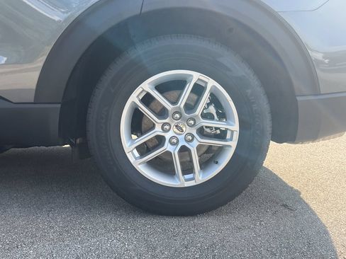 New 2026 Ford Explorer Active w/ Active Comfort Package RWD image 25