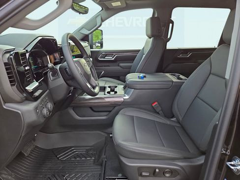 New 2026 Chevrolet Silverado 2500 LTZ w/ Trail Boss Package AWD/4WD image 12