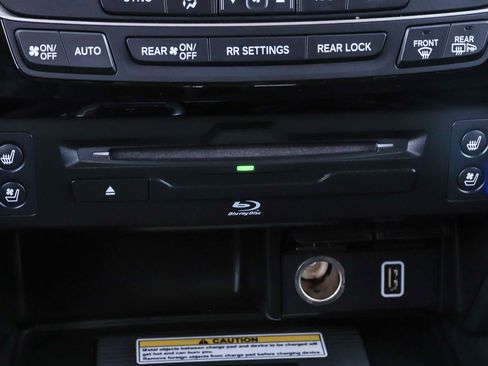 Used 2019 Honda Pilot Elite image 27