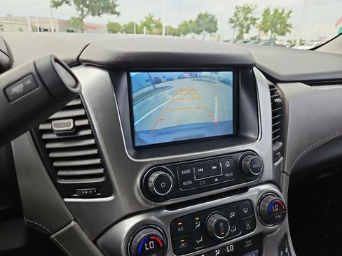 Used 2017 Chevrolet Tahoe LT RWD image 11