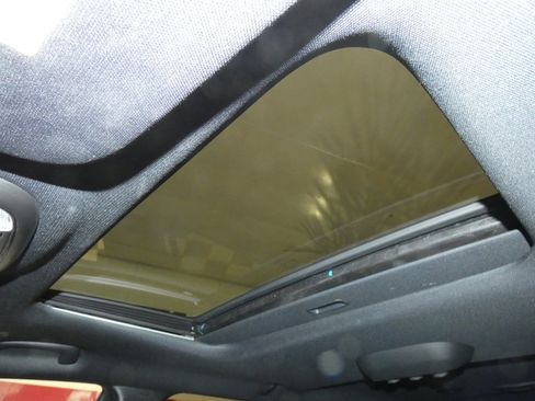 Used 2024 Dodge Durango GT image 18