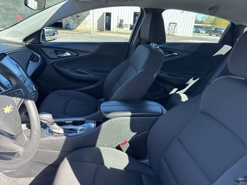 Used 2024 Chevrolet Malibu LT image 13