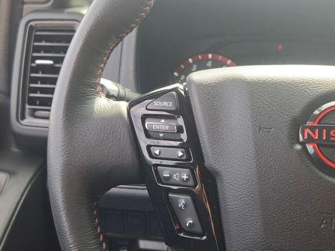 Used 2024 Nissan Frontier PRO-4X w/ Off-Road Protection Package image 28