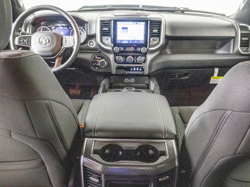 New 2026 RAM 1500 Express image 4