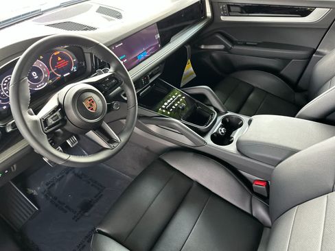 New 2026 Porsche Cayenne S AWD/4WD image 4