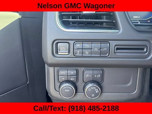 Used 2022 Chevrolet Tahoe LT w/ Luxury Package AWD/4WD image 13