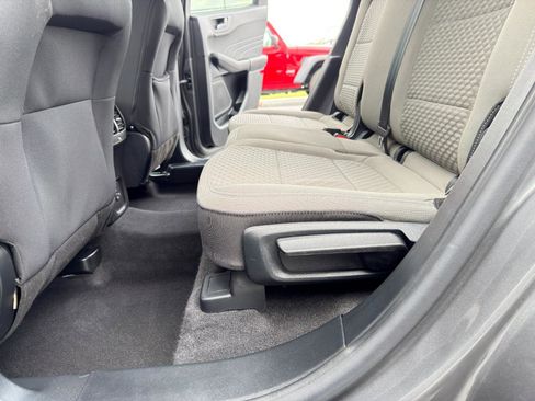 Used 2022 Ford Escape SE w/ SE Sport Appearance Package AWD/4WD image 27