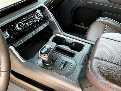 Certified 2024 GMC Sierra 1500 Denali w/ Technology Package AWD/4WD image 19