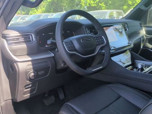New 2026 Jeep Grand Wagoneer 4WD image 29